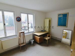 Pronájem skladu, Heřmaň, 400 m2