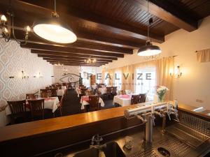 Prodej vícegeneračního domu, Nové Hrady, 880 m2