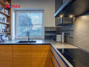 Prodej rodinného domu, Jesenice, Zdiměřická, 250 m2