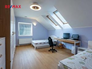 Prodej rodinného domu, Jesenice, Zdiměřická, 250 m2