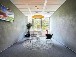 Pronájem kanceláře, Praha - Jinonice, Radlická, 2540 m2