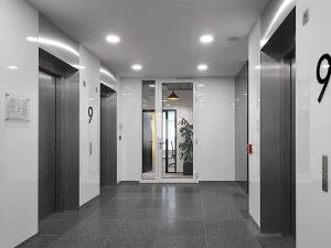 Pronájem kanceláře, Praha - Stodůlky, Bucharova, 578 m2