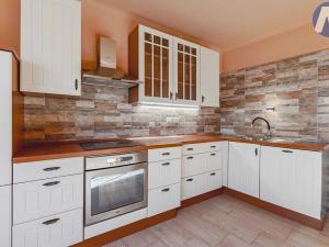 Prodej vícegeneračního domu, Kožlany, 192 m2