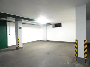 Pronájem garážového stání, Ostrava, Poděbradova, 5 m2