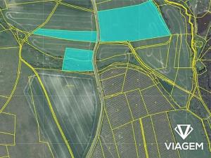 Prodej podílu pole, Staré Hrady, 3746 m2