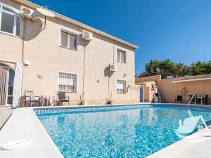 Prodej vily, San Miguel de Salinas, Španělsko, 198 m2