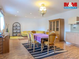 Prodej bytu 3+1, Slušovice, Dlouhá, 83 m2