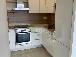 Pronájem bytu 2+kk, Praha - Kobylisy, Bojasova, 47 m2