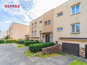 Prodej bytu 3+1, Hostivice, Na Pískách, 69 m2