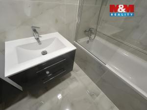 Pronájem bytu 3+1, Ústí nad Labem - Bukov, Vinařská, 70 m2