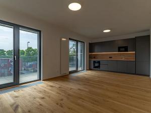 Pronájem bytu 2+kk, Praha - Karlín, Sokolova, 62 m2