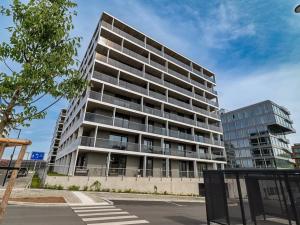 Pronájem bytu 2+kk, Praha - Karlín, Sokolova, 62 m2