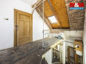 Prodej rodinného domu, Uhlířské Janovice, Komenského, 155 m2