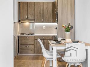 Prodej bytu 3+kk, Praha - Horní Měcholupy, Janovská, 63 m2