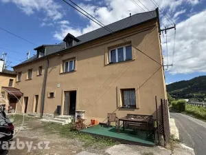 Dražba činžovního domu, Povrly, Převozní, 365 m2