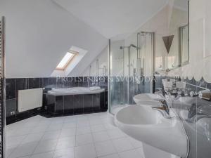 Prodej rodinného domu, Klínec, 345 m2