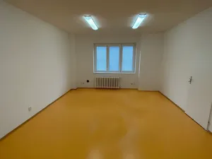 Pronájem kanceláře, Praha - Horní Počernice, Bystrá, 22 m2
