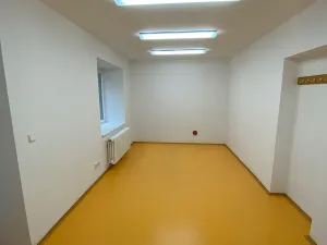 Pronájem kanceláře, Praha - Horní Počernice, Bystrá, 22 m2