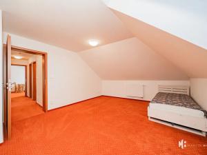 Pronájem bytu 2+kk, Zlonín, Hlavní, 50 m2