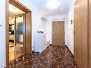 Pronájem bytu 2+kk, Praha - Stodůlky, Švejcarovo náměstí, 57 m2