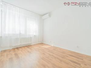 Pronájem bytu 3+kk, Praha - Záběhlice, U mlýna, 66 m2