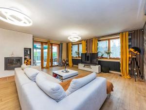 Prodej rodinného domu, Buš, 271 m2