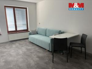 Pronájem bytu 1+kk, Pardubice - Polabiny, Labský Palouk, 32 m2