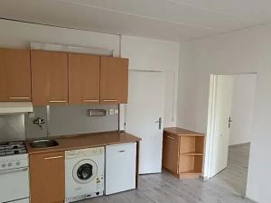 Pronájem bytu 1+1, Klatovy, Pod Hůrkou, 38 m2