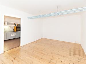 Pronájem bytu 1+1, Praha - Prosek, Nad Krocínkou, 50 m2