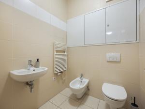 Pronájem bytu 2+kk, Ostrava - Moravská Ostrava, Biskupská, 65 m2