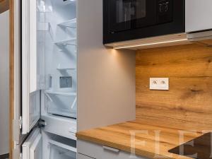 Pronájem bytu 1+kk, Praha - Košíře, Fabiánové, 31 m2