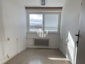 Pronájem kanceláře, Praha - Malešice, Teplárenská, 220 m2