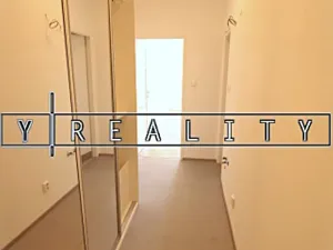 Pronájem bytu 1+kk, Praha - Vinohrady, V Horní Stromce, 24 m2