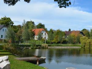 Prodej zemědělské usedlosti, Sezemice, 200 m2