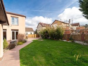 Prodej činžovního domu, Lety, Sokolská, 265 m2