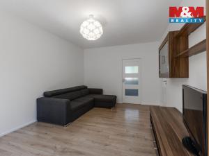 Prodej bytu 3+1, Klatovy - Klatovy III, Pod Hůrkou, 66 m2