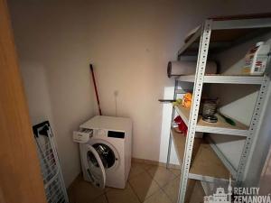 Pronájem bytu 2+kk, Praha - Záběhlice, Mattioliho, 69 m2