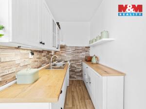 Prodej bytu 1+kk, Chlumec, Vyklická, 35 m2