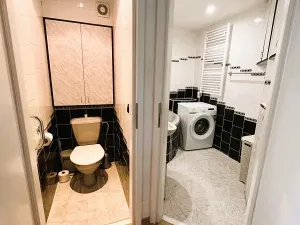 Pronájem bytu 3+1, Praha - Troja, Svídnická, 68 m2