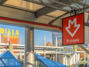 Pronájem bytu 1+kk, Praha - Prosek, Litoměřická, 35 m2