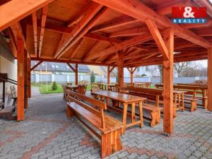 Pronájem obchodního prostoru, Klatovy - Klatovy III, Nádražní, 100 m2