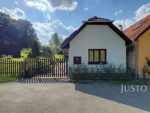 Prodej rodinného domu, Lhenice, 61 m2