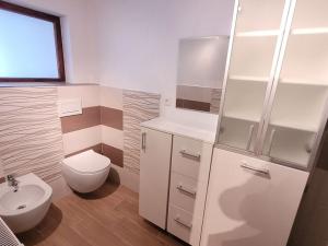 Prodej rodinného domu, Straškov-Vodochody - Straškov, 100 m2