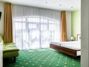 Prodej ubytování, Rosovice, 900 m2