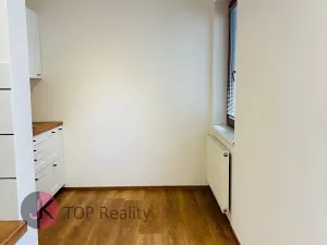 Pronájem bytu 1+1, Praha - Žižkov, Husitská, 34 m2