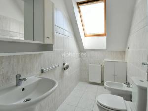 Pronájem vily, Praha - Nebušice, 290 m2