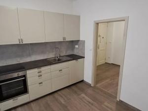 Pronájem bytu 2+1, Praha - Krč, U strže, 91 m2