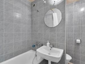 Prodej bytu 1+kk, Hradec Králové, Brožíkova, 35 m2