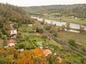 Prodej chaty, Dolany nad Vltavou, V Borovičkách, 48 m2