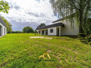 Prodej komerční nemovitosti, Doubravička, 195 m2